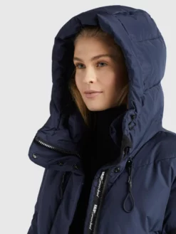 Khujo Pitkä Talvitakki 'Sonje' -Khujo Myyntikauppa 0235573d065de8cb113369f7b2383f4a scaled