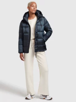 Khujo Talvitakki 'Evona' -Khujo Myyntikauppa 0c8f75fe36ce7d932bb3a8fc5aa62f13 scaled