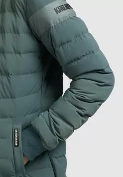 Khujo GRETA MATT - Talvitakki 10 Khujo GRETA MATT - Talvitakki -Khujo Myyntikauppa 0dc13a5cb1004b8fab2f3b2321a0ab83 scaled