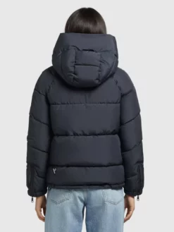 Khujo Talvitakki 'Esila' -Khujo Myyntikauppa 154a2ee7d3666fef9df609a22d1243a8 scaled