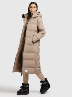 Khujo Pitkä Talvitakki -Khujo Myyntikauppa 1df0439e8b42929f3a4db903eabd5ad9 scaled