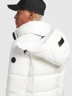 Khujo Talvitakki 'Fala' -Khujo Myyntikauppa 21cd8385f7e9247834f28e179850d284 scaled