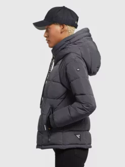 Khujo Talvitakki 'Joilee' -Khujo Myyntikauppa 22812339727d0b615f28bed719eecfee scaled