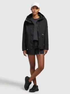 Khujo Välikausitakki 'FRIPS' -Khujo Myyntikauppa 2e2cc7975994fd285f0516766a2a99f8 scaled