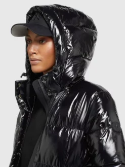 Khujo Pitkä Talvitakki 'Tonka' -Khujo Myyntikauppa 327d9f3fc804665d980cda405c2b0fb7 scaled