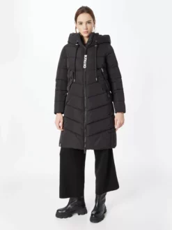 Khujo Pitkä Talvitakki 'Klayd' -Khujo Myyntikauppa 3f5c0e40c3181bf105224c6dfe6ae202 scaled