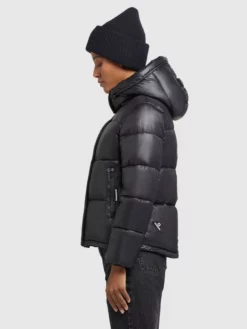 Khujo Talvitakki 'Valona' -Khujo Myyntikauppa 4042d98331f6fd8da1662ecb0f3cce44 scaled