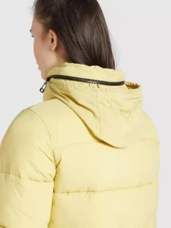 Khujo Talvitakki 'Blondie Matt' -Khujo Myyntikauppa 43212024f21daec1caf85855f54f5f9c scaled