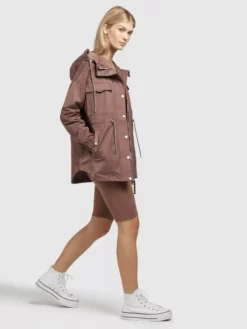 Khujo Välikausitakki 'PRAYATA' -Khujo Myyntikauppa 54793b633b88020bbb0217d764e470c2 scaled