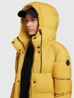 Khujo Pitkä Talvitakki -Khujo Myyntikauppa 606fd9e8e685a36c32a652ff688f58c2 scaled