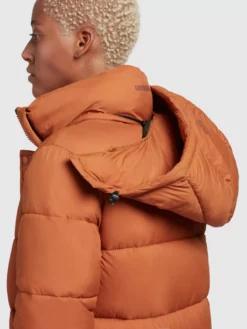 Khujo Pitkä Talvitakki 'Corinna' -Khujo Myyntikauppa 64f34e09ac76883ab6d6b0535059646d scaled