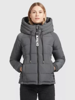 Khujo Talvitakki 'Lilena' -Khujo Myyntikauppa 67b0e7d83d2aebd19ffa4417727a2593 scaled