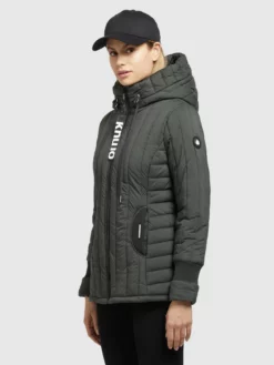 Khujo Talvitakki 'Tweety' -Khujo Myyntikauppa 68c241f62c093f5f61826d76e7b77ef8 scaled