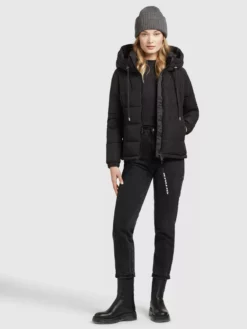 Khujo Talvitakki 'Lilena' -Khujo Myyntikauppa 6df5beac779d400dffb3495148c95a9c scaled