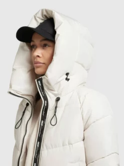 Khujo Talvitakki 'Esila' -Khujo Myyntikauppa 6f0ac7f71a8d2b180fc560a5e6ee98b2 scaled