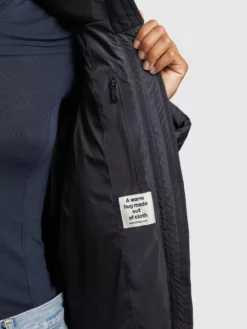 Khujo Talvitakki 'Tuba 3' -Khujo Myyntikauppa 730cef078cc0e37b62260789d86a0371 scaled