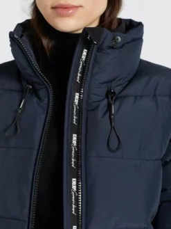 Khujo Talvitakki 'Tuba 2' -Khujo Myyntikauppa 78e3b87e244d7bee763609d2e9b2eeaa scaled