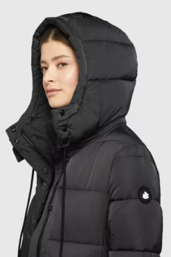 Khujo Pitkä Talvitakki -Khujo Myyntikauppa 790730c624bf7713a9594d1d9a6a791d scaled