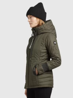 Khujo Talvitakki -Khujo Myyntikauppa 8401e5b9e7e1dfbd9f3bbf6ebdf9047a scaled