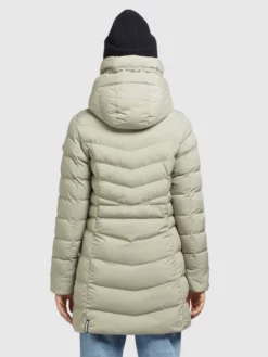 Khujo Talvitakki 'Tuhani' -Khujo Myyntikauppa 877f739cfd63a9c1244193b13833ab6f scaled