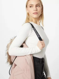 Khujo Pitkä Talvitakki 'CLOREN' -Khujo Myyntikauppa 8963b4f94a3ccb20b2a2194c74fbe821 scaled