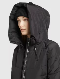 Khujo Talvitakki 'Esila' -Khujo Myyntikauppa 8a318b75009ad630c233ff3401cf4b26 scaled