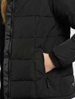 Khujo Talvitakki 'Lilena' -Khujo Myyntikauppa 8ae2de948d5a544527baf7dab1c9232f scaled