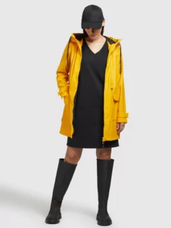 Khujo Välikausitakki 'VEGA' -Khujo Myyntikauppa 919f1dfafa18443387849aa4d3d7bb5c scaled