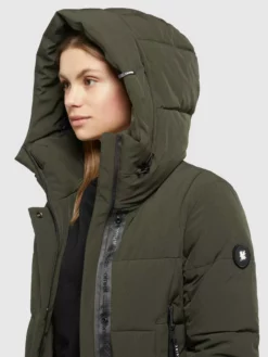 Khujo Pitkä Talvitakki 'Namita' -Khujo Myyntikauppa 96f5a823d0958b6b550181b4d42c5298 scaled