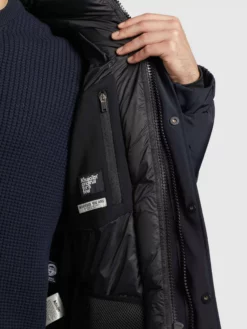 Khujo Talvitakki 'Bizkit' -Khujo Myyntikauppa 999c73585ba6811d446c8d15ea78e2d5 scaled