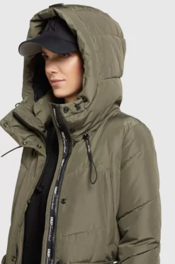 Khujo Pitkä Talvitakki 'Elvita' -Khujo Myyntikauppa 9c060c9818d1ac81a9511590d768015b scaled