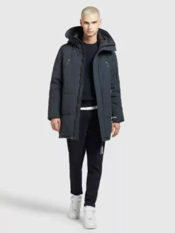 Khujo Talvitakki 'Cloyd' -Khujo Myyntikauppa 9cae6f8aafda7220c5454bb0e9ecd5c5 scaled