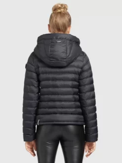 Khujo Välikausitakki 'Lovina' -Khujo Myyntikauppa a5a6d475c49b91a4c275d340d96745c6 scaled