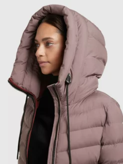 Khujo Talvitakki 'Tuhani' -Khujo Myyntikauppa a7c925f45f620065f47a138b76b01a15 scaled