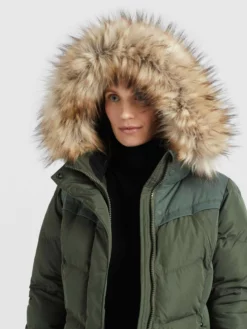 Khujo Talvitakki 'Winsen' -Khujo Myyntikauppa ac0750c2c11e67c5eaa3bab254ff5175 scaled