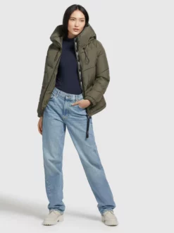 Khujo Talvitakki 'Esila' -Khujo Myyntikauppa ac21cca73b786338dd8995fdfb079e48 scaled