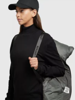 Khujo Pitkä Talvitakki 'Aniva 2' -Khujo Myyntikauppa b50b774e3ca62c157fa7e6db2170b294 scaled