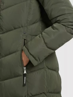 Khujo Pitkä Talvitakki 'Lubeck' -Khujo Myyntikauppa bbcc76d6f37a426e03f783a0b17462d0 scaled