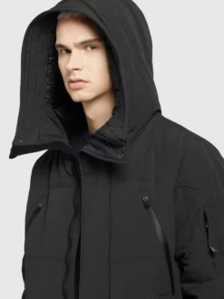 Khujo Talvitakki 'Cloyd' -Khujo Myyntikauppa c6038460eee1ca0c88a52e4cd7693479 scaled