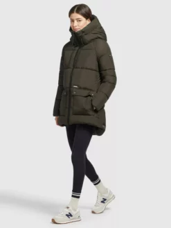 Khujo Talvitakki 'Pheobe' -Khujo Myyntikauppa d29596ef226a6580d510034c9bd3e357 scaled