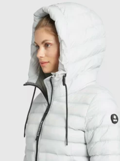 Khujo Välikausitakki 'Lovina Shine' -Khujo Myyntikauppa d4ec958a75747d9f11aa36d6d0adb966 scaled