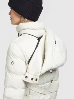 Khujo Pitkä Talvitakki -Khujo Myyntikauppa dc99dca23e4e9b35bfdde8c93f5db436 scaled