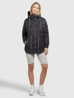 Khujo Välikausitakki 'PRAYATA' -Khujo Myyntikauppa dcb9765212332223765b801c6c93d799 scaled