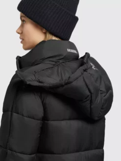 Khujo Talvitakki 'Julina' -Khujo Myyntikauppa e4fbf3d1512cf9bb5537325fc0c43244 scaled