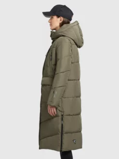 Khujo Pitkä Talvitakki 'Elvita' -Khujo Myyntikauppa e79f0d1cc3a1c367ab816642eef529a8 scaled