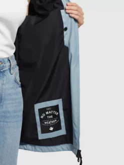 Khujo Välikausitakki 'VEGA' -Khujo Myyntikauppa ec20ec241a9c6b593600e7bd664fffbd scaled