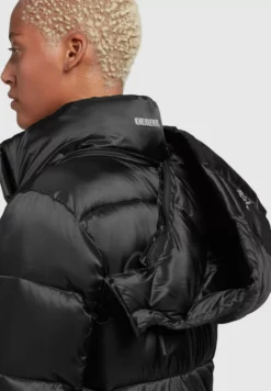 Khujo EVONA - Talvitakki 11 Khujo EVONA - Talvitakki -Khujo Myyntikauppa fb9227365d924f3681cb76e00d72a773 scaled